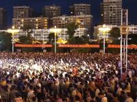 开云体育登录-关于体育场内外人山人海，对决聚人气的信息