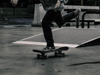 开云体育在线-绿茵场上的碾压与羽球场上的飞跃，德国战车无情碾压泰国，李梓嘉刷新纪录书写历史