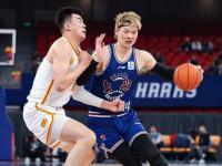 开云体育-包含重庆男篮全力以赴，力求胜利突破困境的词条