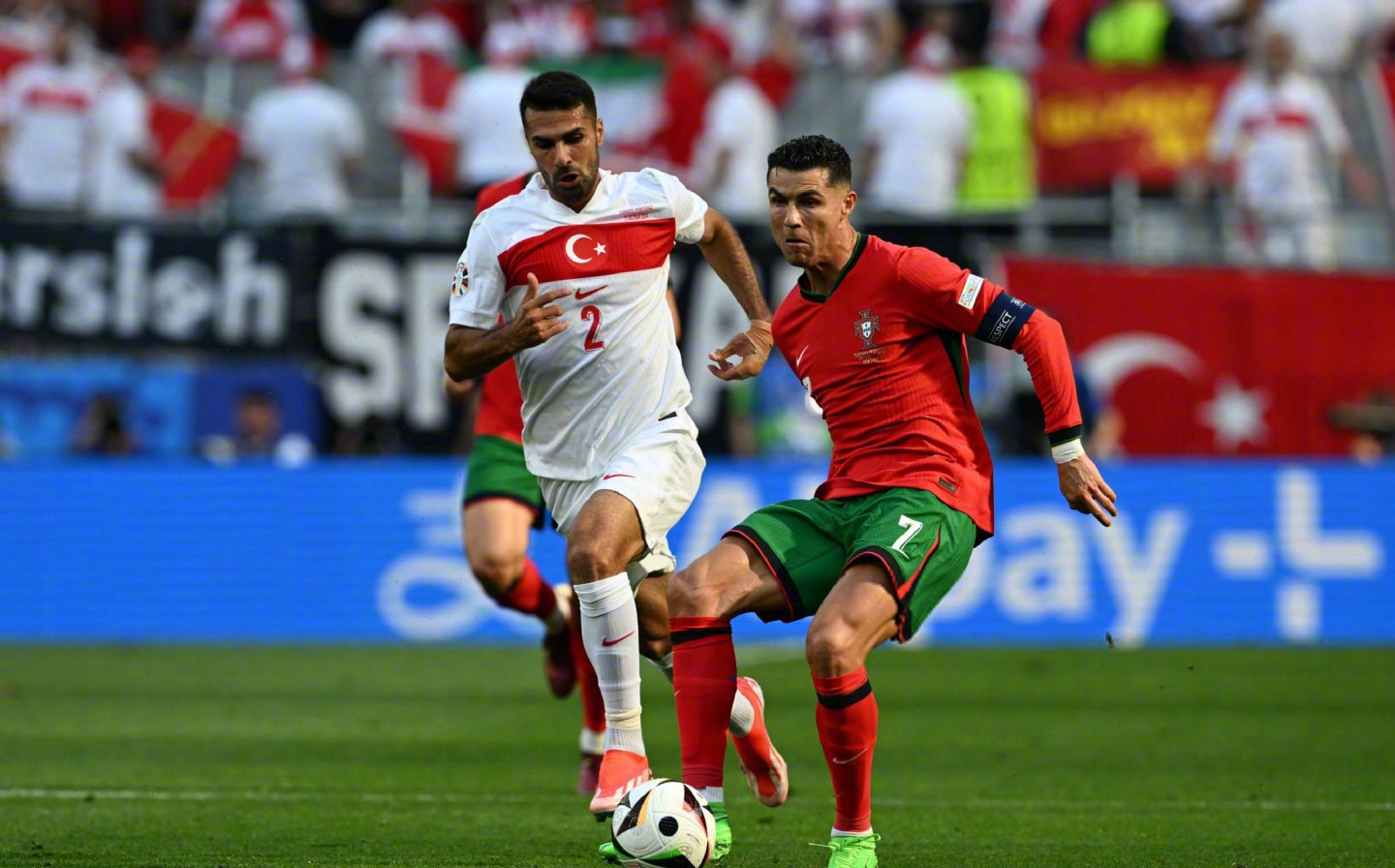 关于土耳其欧洲杯预选赛：势不可挡轻松战胜对手夺冠的信息