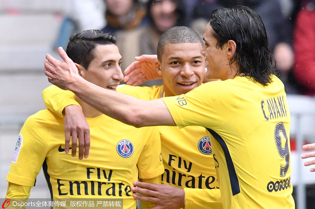 意大利血洗乌拉圭，迪马利亚统治全场的简单介绍