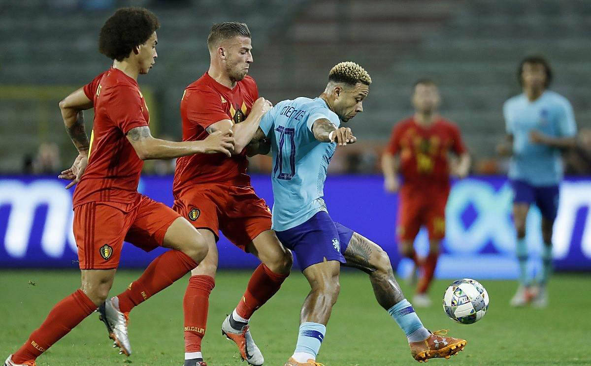 包含阿尔巴尼亚队击败对手，欧洲预赛势如破竹的词条