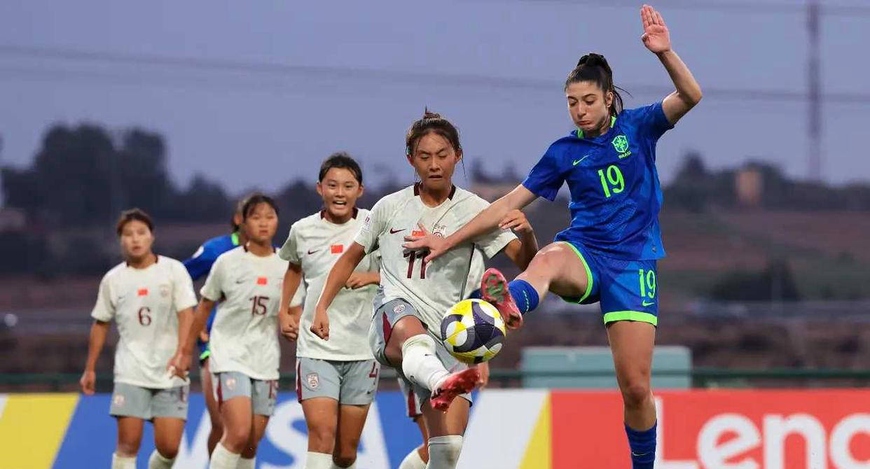 关于加拿大女足以强大实力跻身世界杯半决的信息