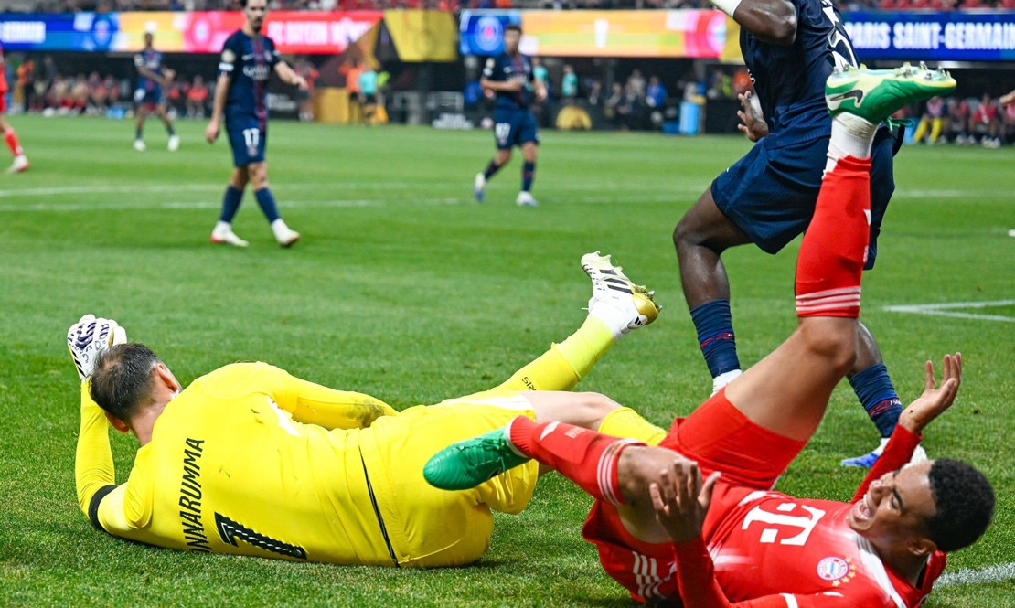 关于拜仁慕尼黑前锋受伤缺席关键战役的信息